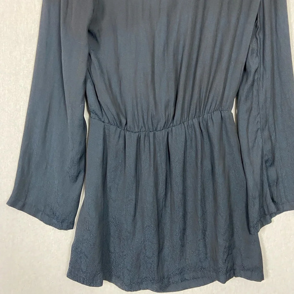 Free People Tonal Snakeskin Faux Wrap Mini Dress Bell  Sleeves Sz XS - Picture 7 of 14